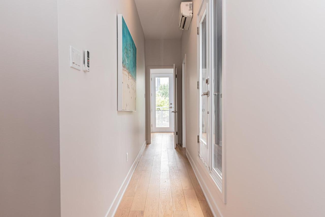 Cool And Clean Flat By Atwater Market By Den Stays Montréal Exteriör bild